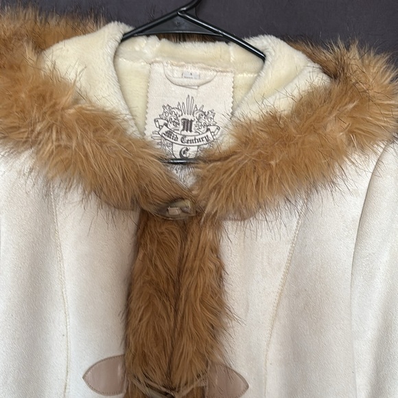 Mid Century ladies winter coat - Picture 2 of 8